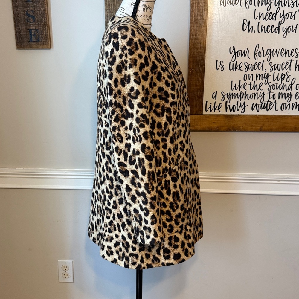 Zara Basic Women's Leopard Print Winter Jacket - image 3